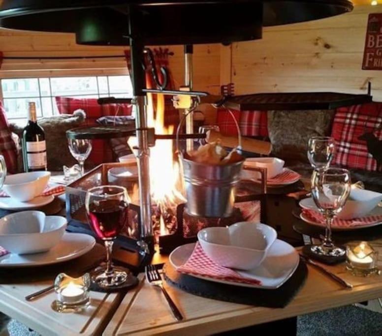 Beach House, With Bbq Lodge And Hot Tub! Bournemouth Exteriör bild